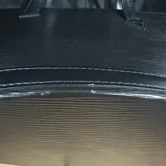 Louis Vuitton Saint Jacques Epi Bag and Wallet bundle - pre loved 100% authentic - Picture 6 of 14